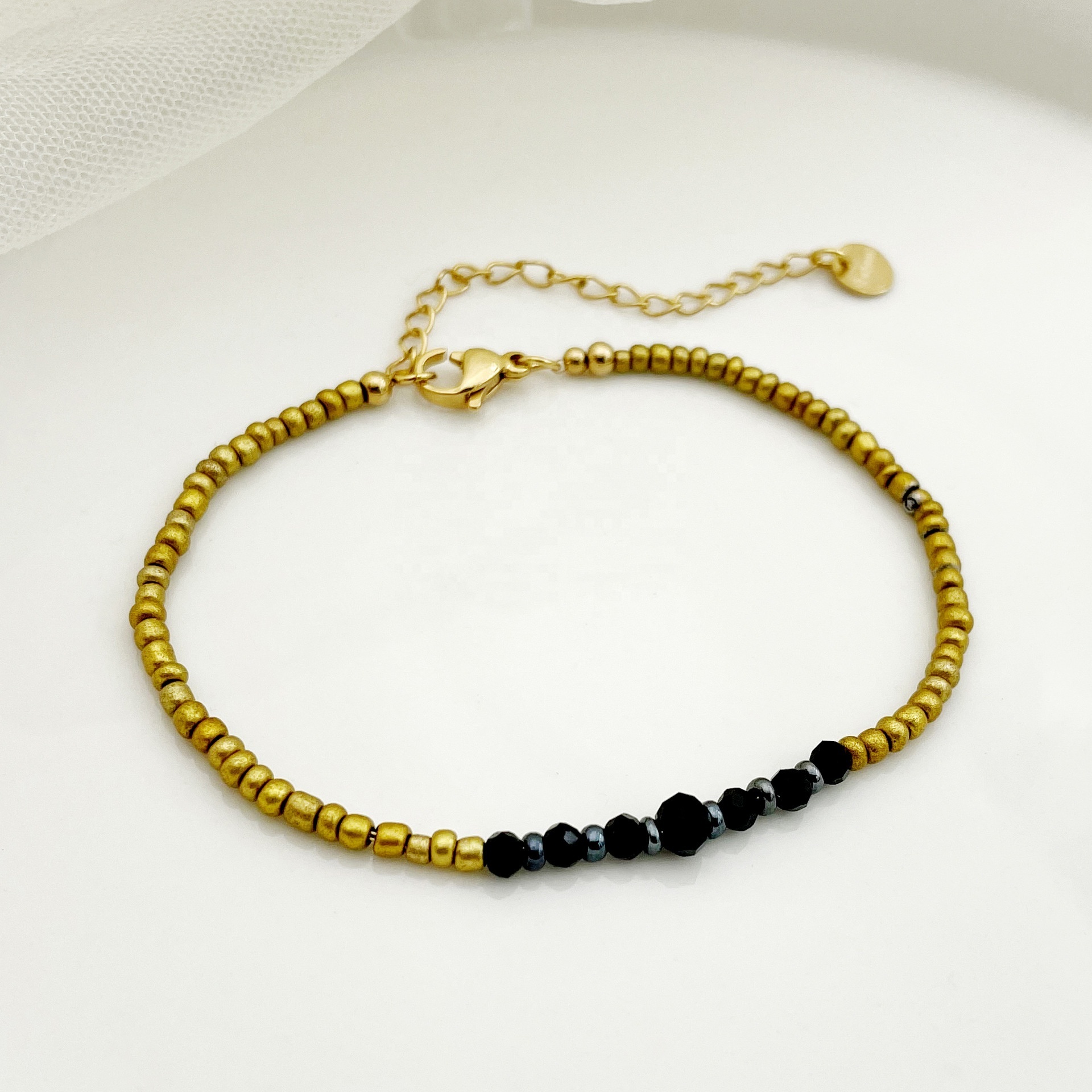 Classic Black Crystal Beads Small Gold Beads Bracelet Fashion Simple Stainless Steel Gilded Bracelet Fashion New Women's Jewelry