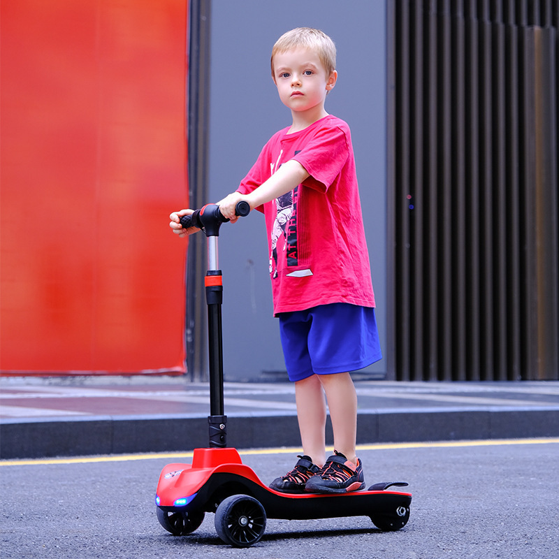 Children Electric Scooter  3 Wheels electric scooter car with Blue teeth and Music  for 6-12 years old