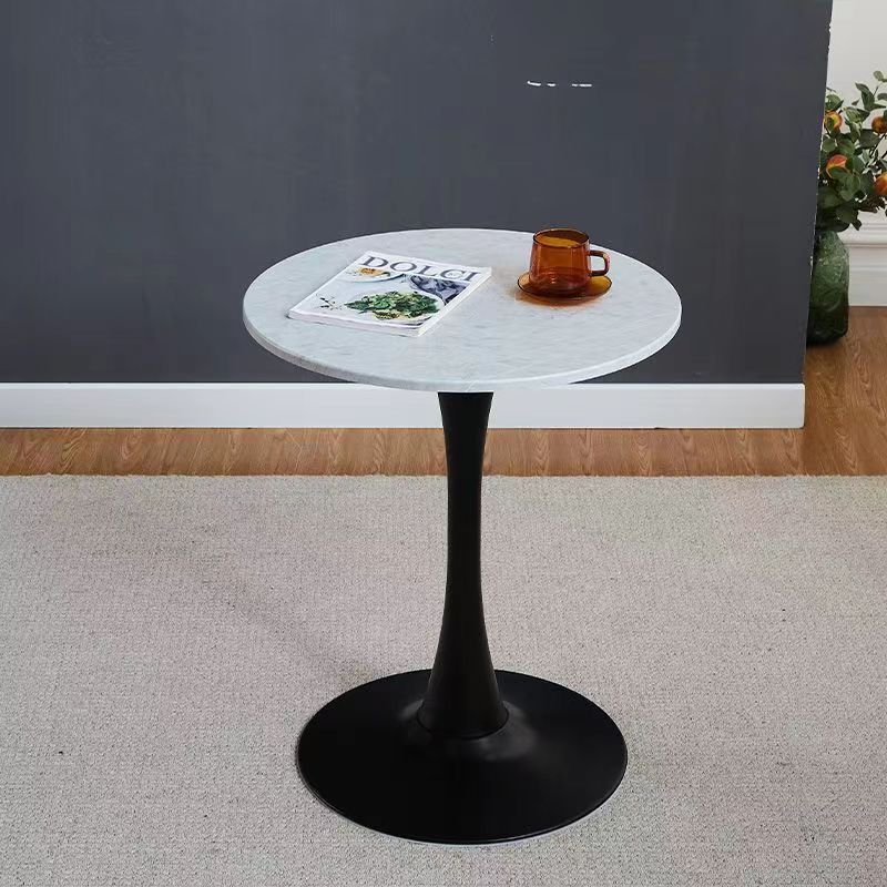 Simple and casual Nordic style milk tea coffee table balcony small round table