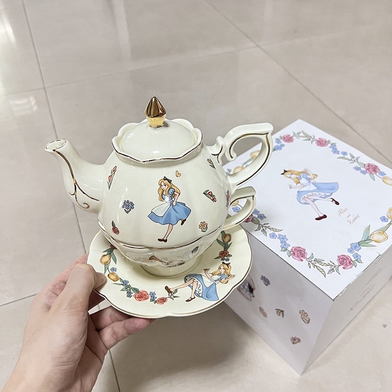 New Tea For One Alice and Rabbit Ceramic Coffee Cup and Saucer Set Gold Rims Afternoon Tea Pot With Box