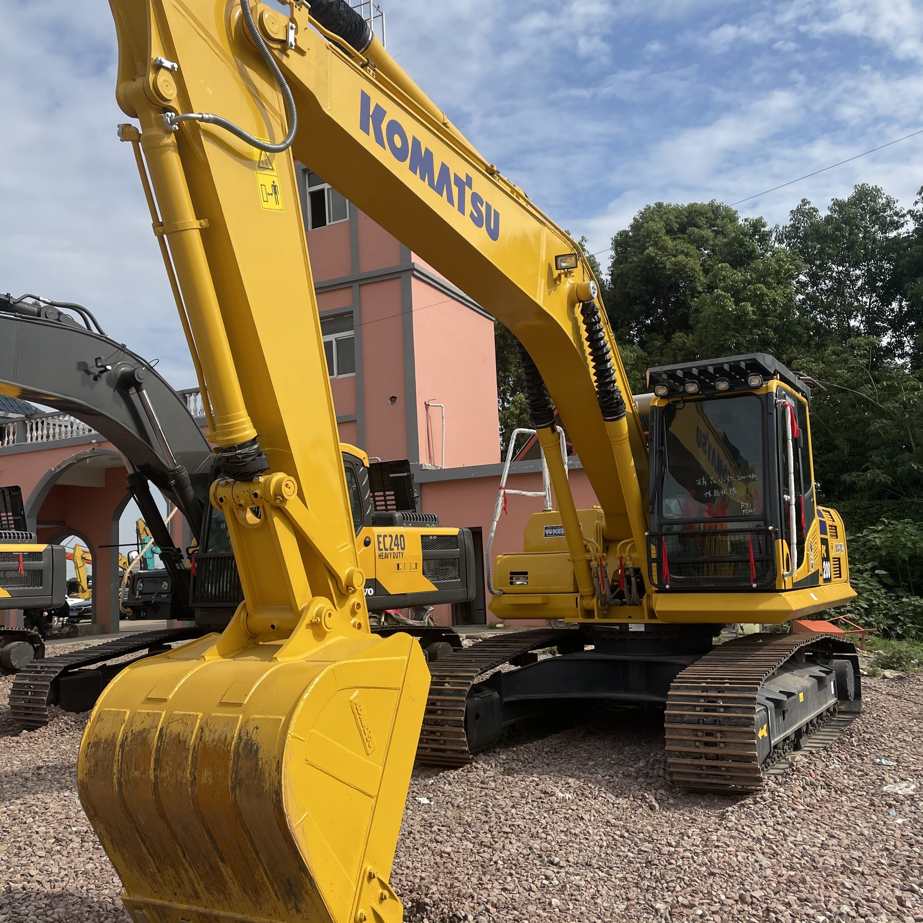 PC200 Good Condition Komatsu PC 200 Original Japan Cheap Excavators Used Original Japan Komatsu pc200