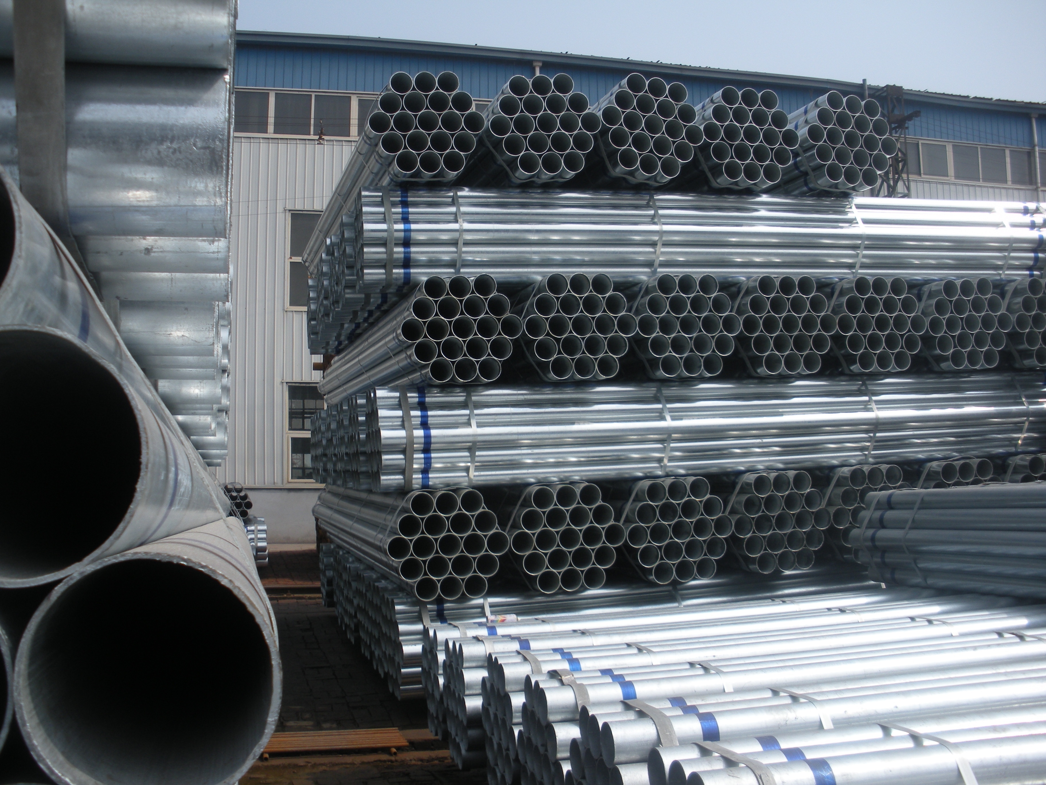 Best quality Galvanized Corrugated Culvert Pipe Steel Structure For Galvanized Pipe For Greenhouse