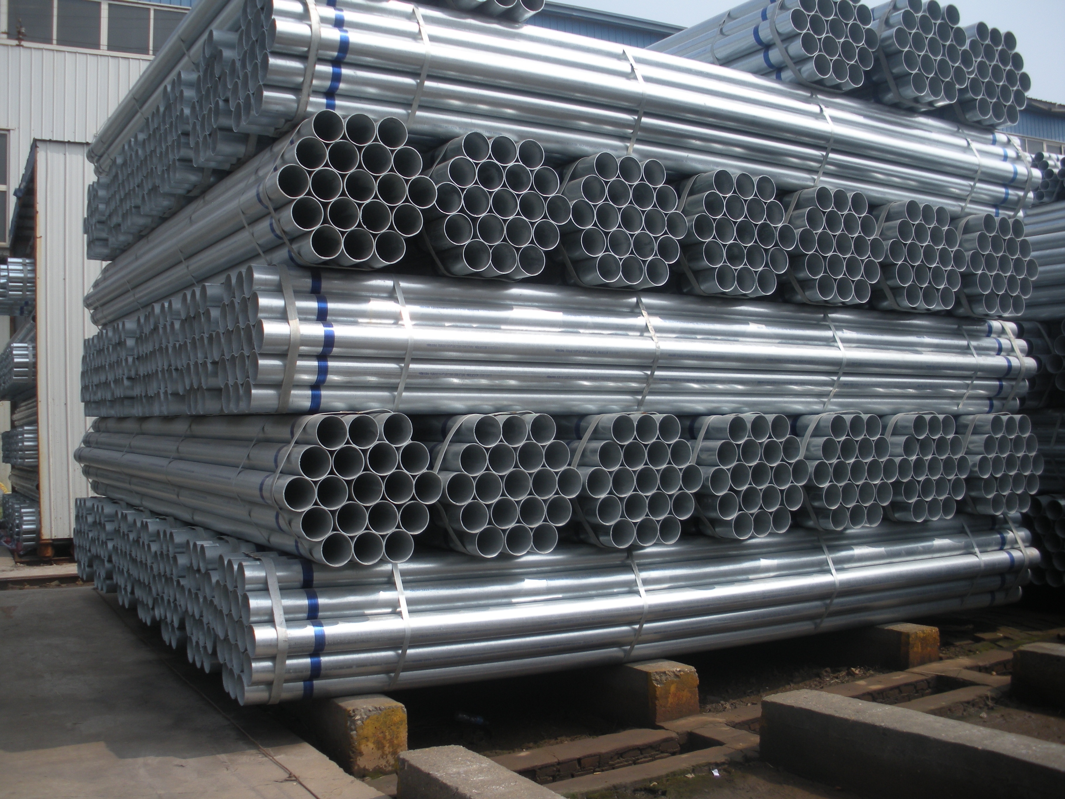 2 Inch Galvanized Pipe 2.5 inch galvanized steel pipe 1.5 inch galvanized steel tube