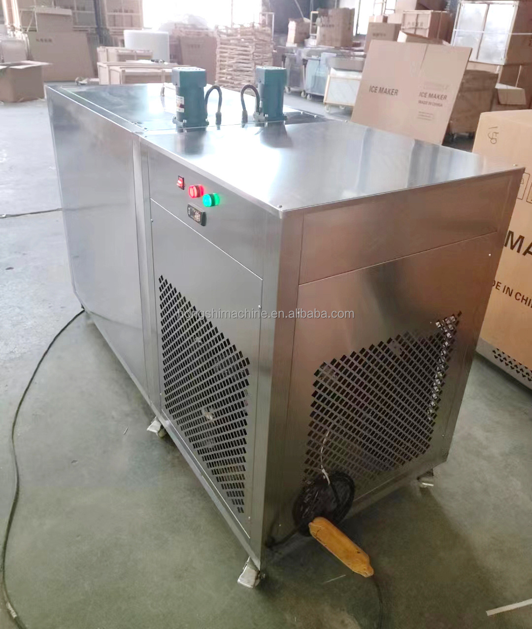 Commercial big brine ice bar maker industrial 1 ton square ice block making moulding machine