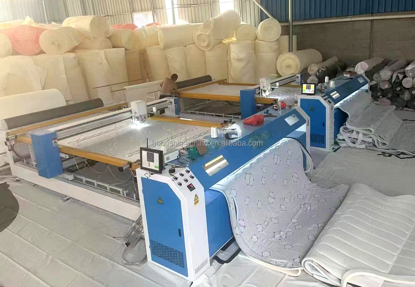 Industrial Sponge Mattress Multi-Pattern Computerized Continuous Single Needle Mattress Quilting Cutting Machine