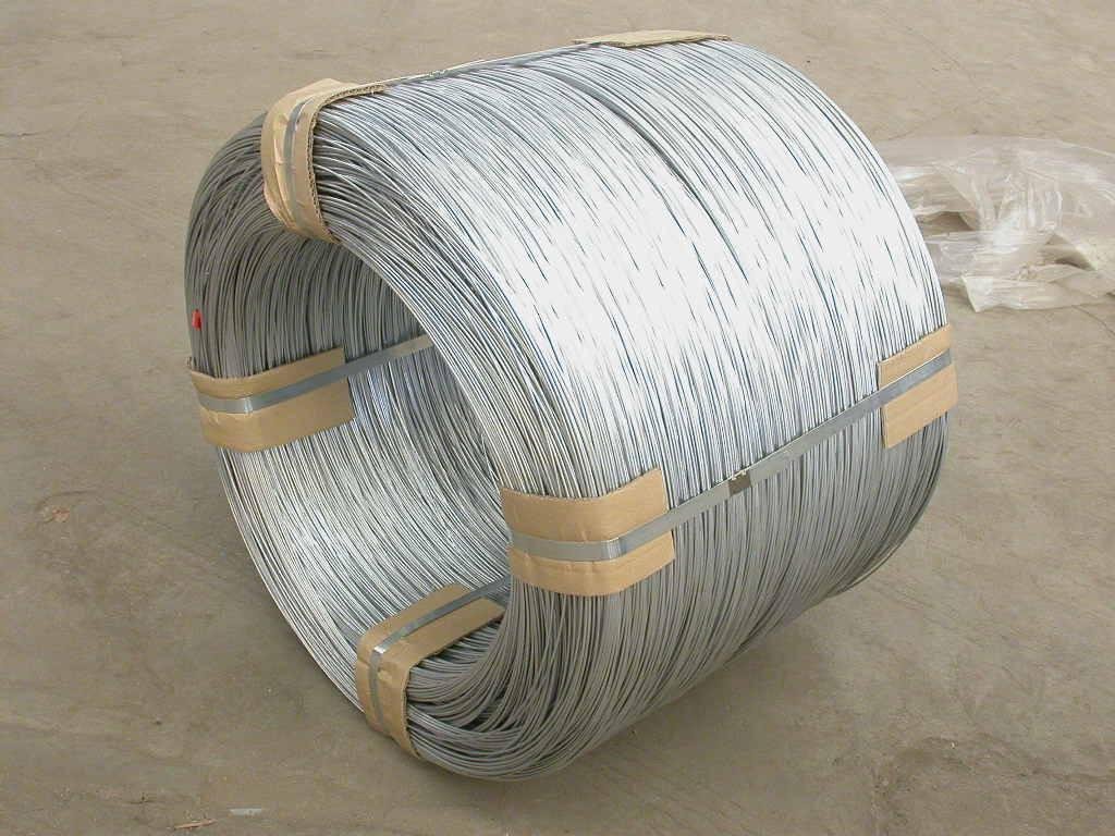 Q195 Q235 Galvanized Iron Wire 0.7mm 1.2mm 1.6mm 2mm Iron Wire For Mesh Fence Iron Wire Roll