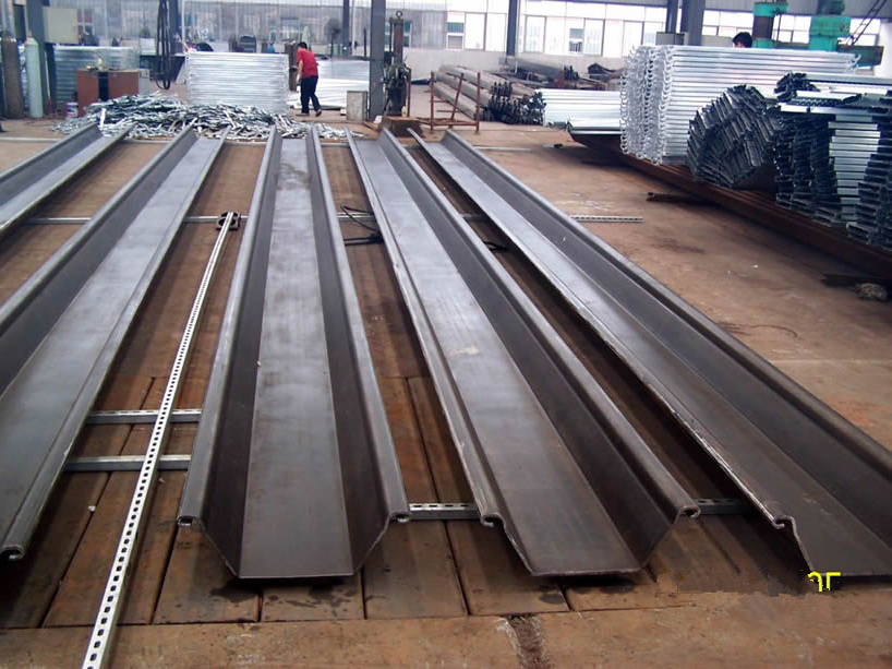 600*360 pz40 cofferdam larsen piling galvanized  steel u sheet pile bar weight seawal mhz28 12m