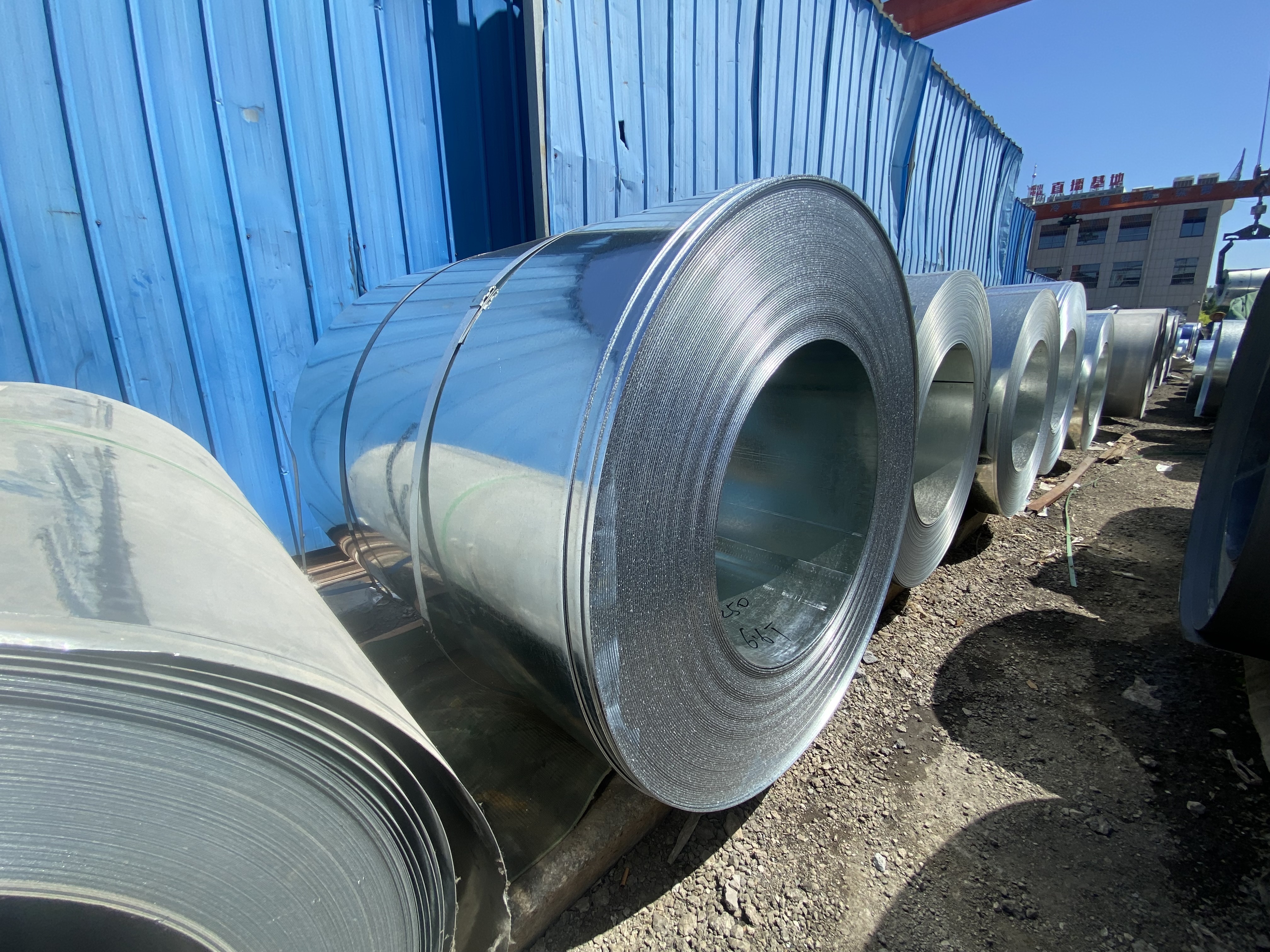 Hongtai S350gd G350 Steel G40 Galvanized Gi Metal Sheet Hot Dipped Galvanized Steel Coil Price