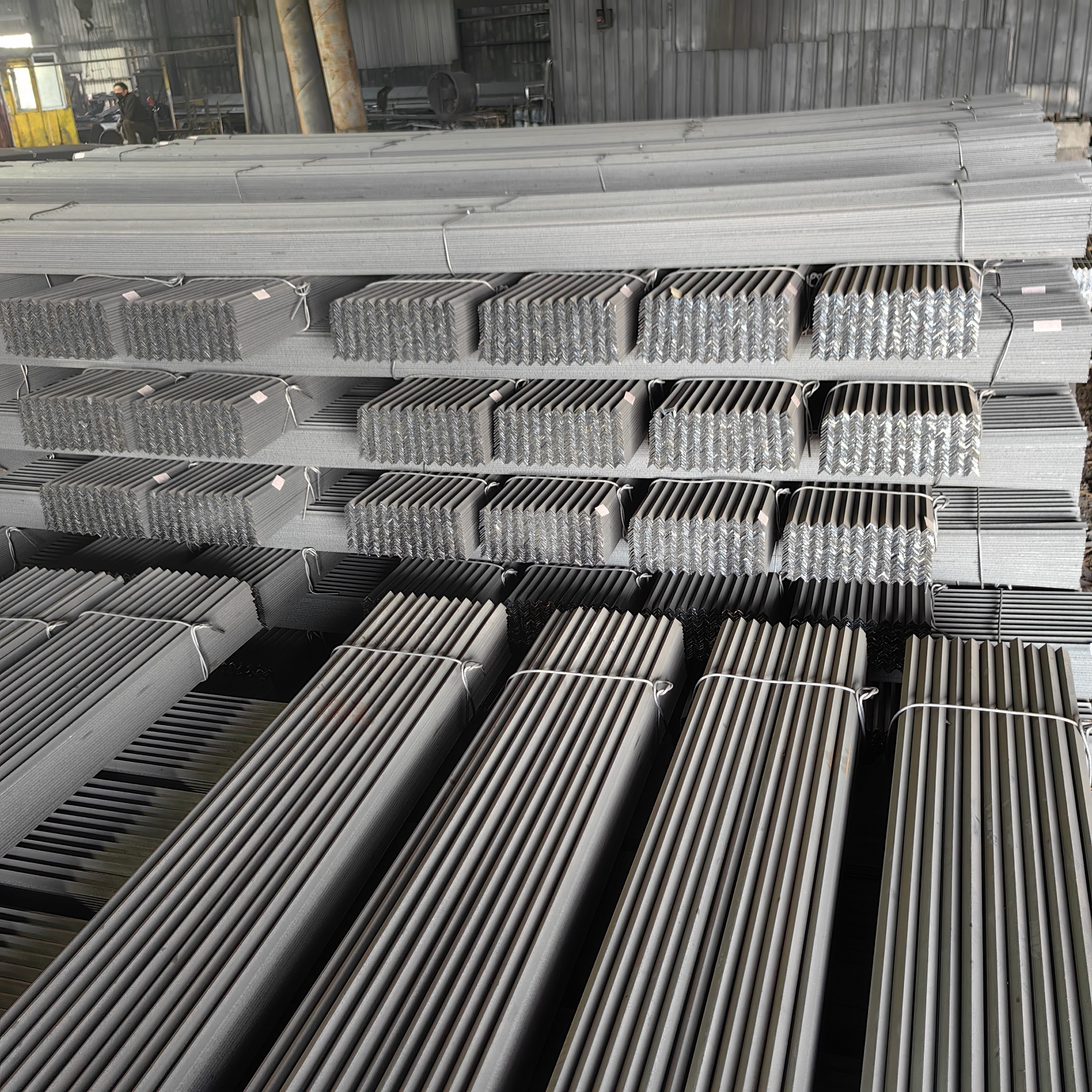 Prime Quality Angel Bar Steel Price Hot Rolled Angel Steel Q195 Q235B Q345B Metal Mild Unequal Equal Steel Angle