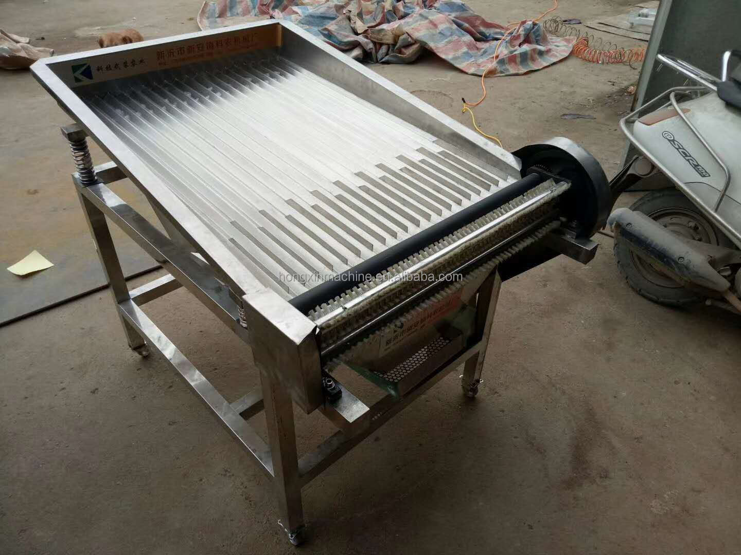 Commercial fresh pea sheller for sale industrial green pea peeling machine / horse bean dehuller machine