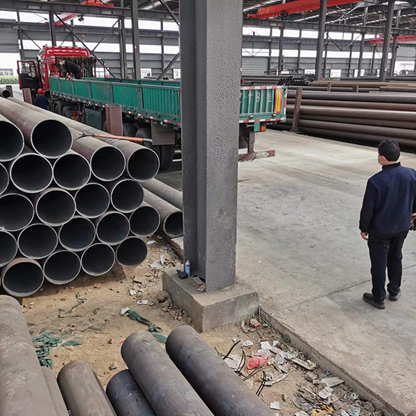 High Standard Customized Thickness 2mm 5mm 10mm Carbon Steel Tube Hot Rolled Pipe in stock