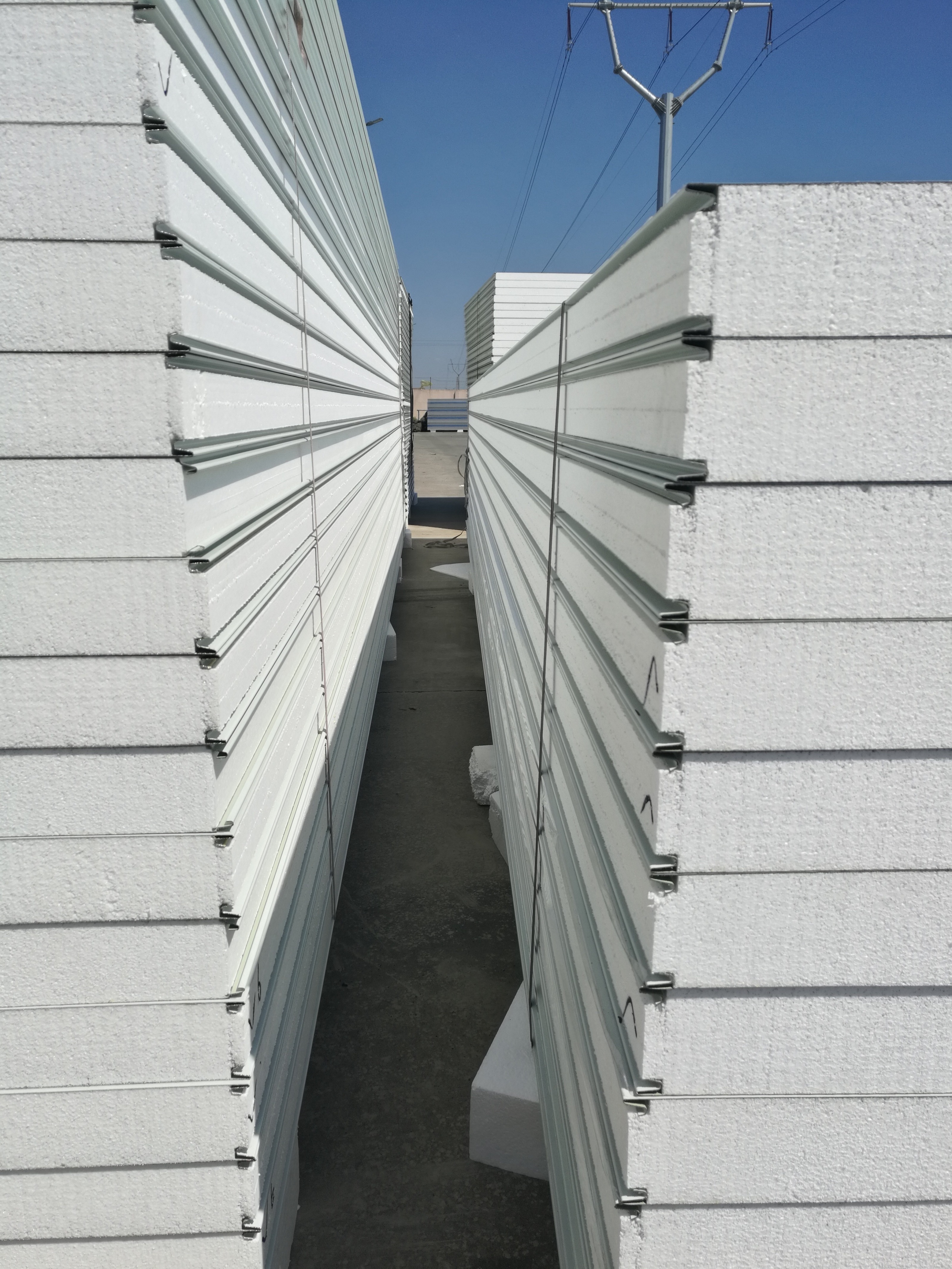 Australian standard cheap EPS / styrofoam / polystyrene sandwich wall and roof panels for shed / poultry house