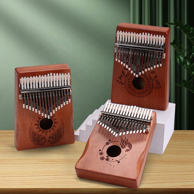 Wholesale high quality student Study instruments 17 tone Key Wooden small-sized exquisite Kalimba thumb piano