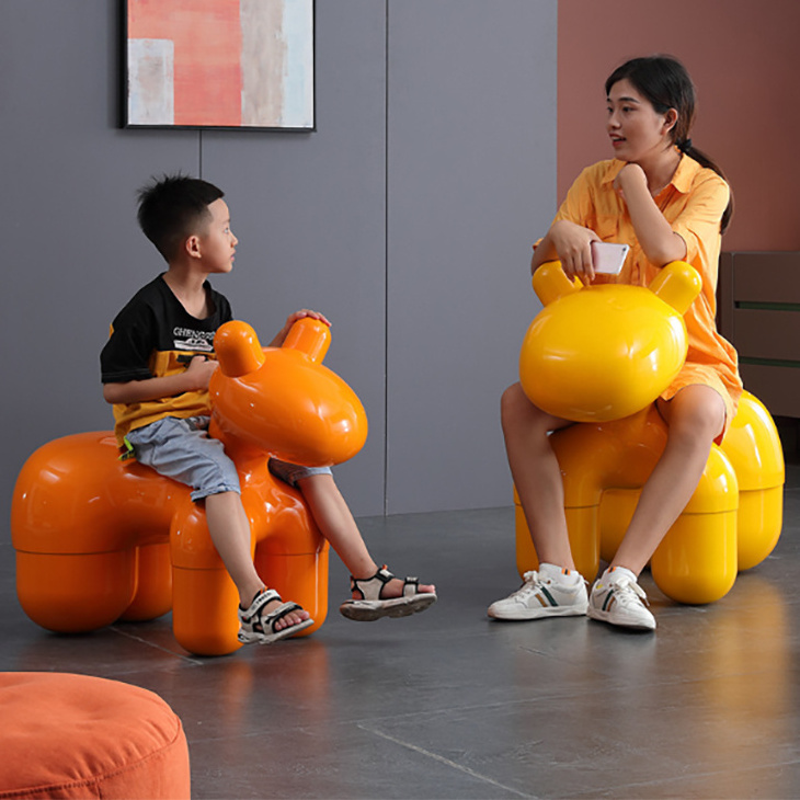 Dog-shaped puppy Chair creative Seating pony stool animal dog sculpture Garden outdoor and home Styling Chair