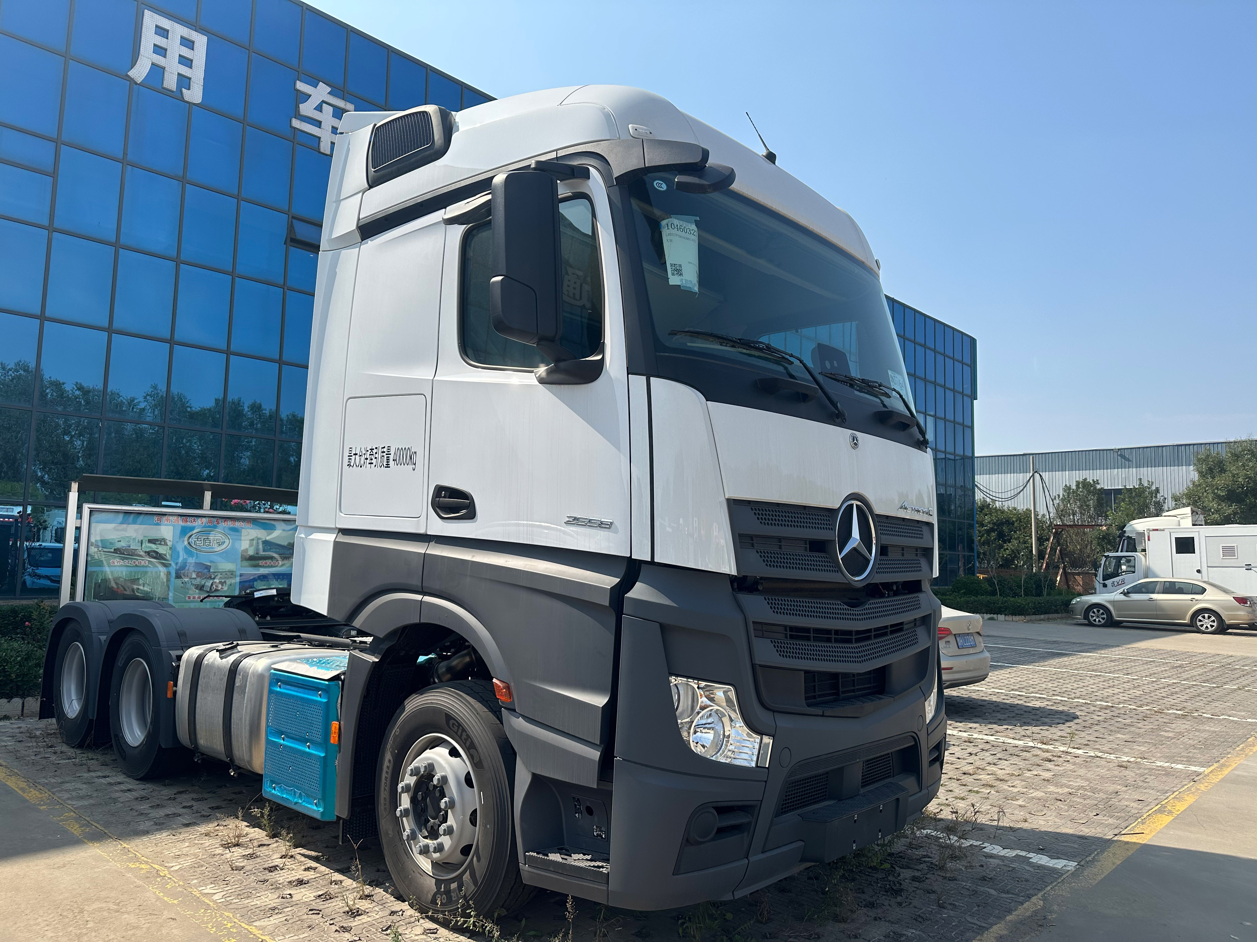 Hot Sale New Benzs truck Diesel Cheap Price 4X2 480HP EURO5 Dieasel CNG Tractor Head new trucks with mercedes benzs brand