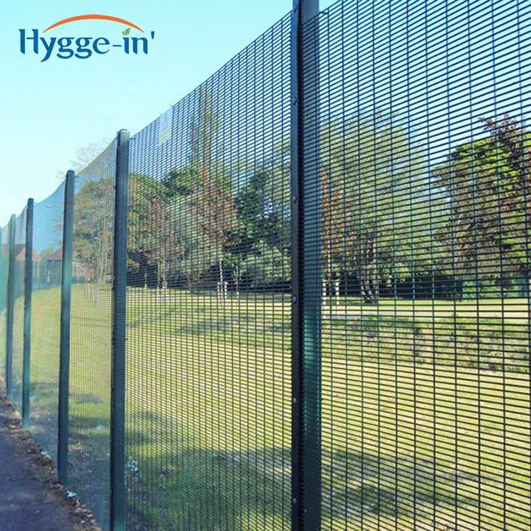 High Quality Galvanized Wire Security Fencing Solutions Super Strong Steel Plastic Frame Easily Assembled 358 Anti-climb Fence