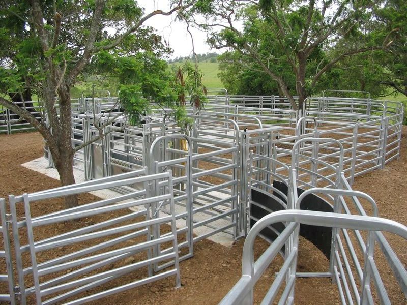 High Quality Cheap Field Yard Horse Goat Sheep Corral Farm Fence Panels Cattle Fence on Farm