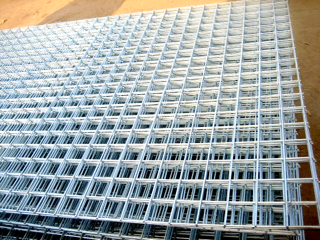 Cheap Rabbit Cage 1/4 Inch Galvanized Green Iron Rebar Net Square Chicken Welded Mesh Hog Wire Fence Panel