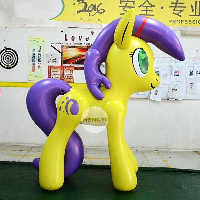 Hongyi Factory Sells Standing Big Eyed Yellow Inflatable Pony