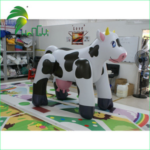 Advertising Inflatable Cartoon Figure , Giant Inflatable Milk Cow For Farm Promotion