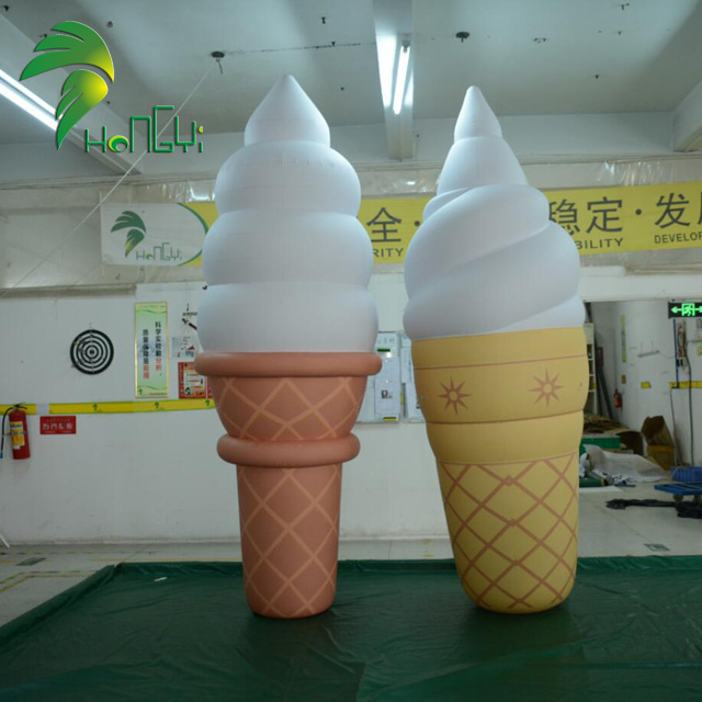 Giant inflatable ice cream cone model for summer advertising