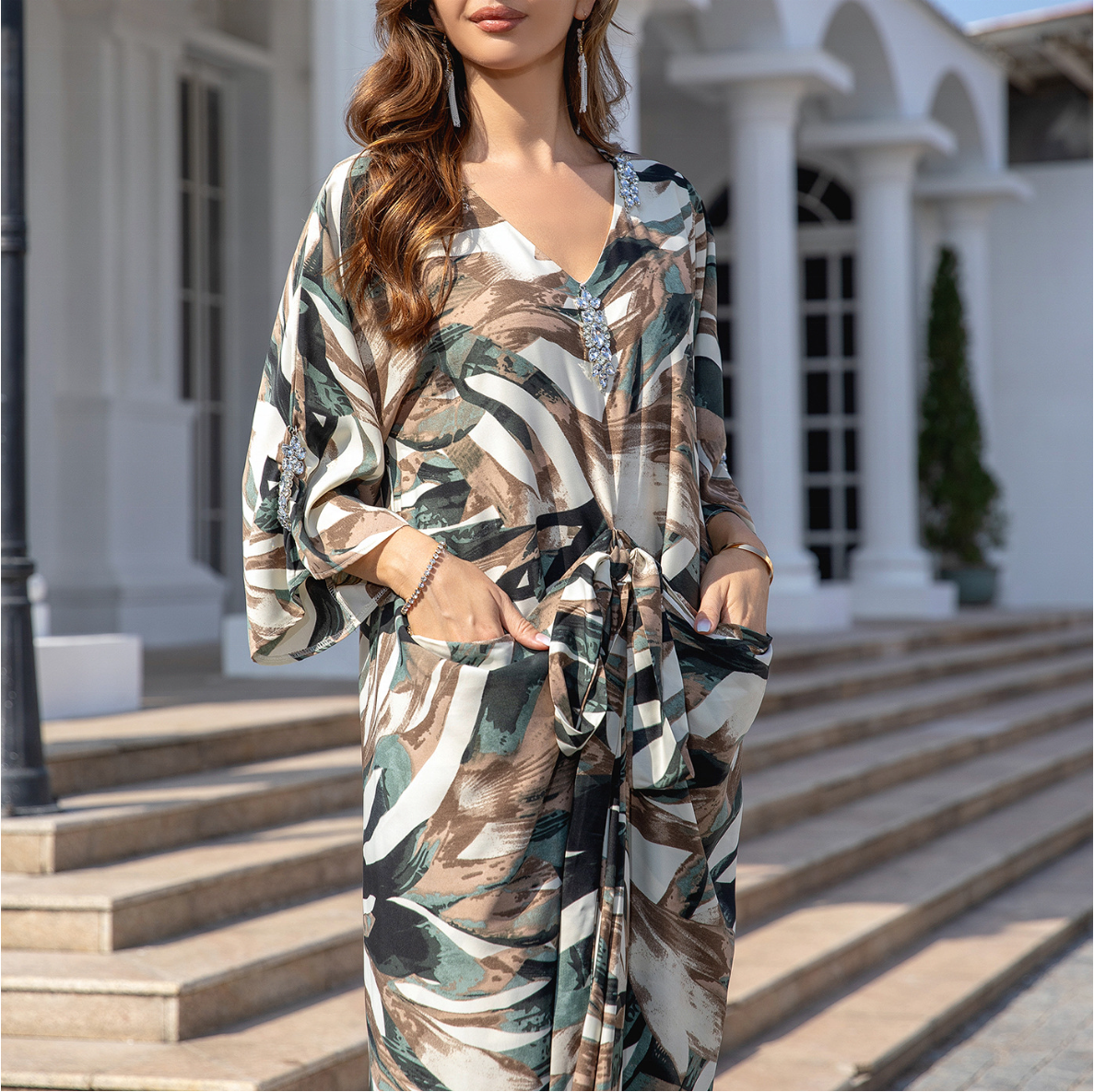 2024 New Abaya Dubai Middle Eastern Europe Beauty Long Dresses  V-neck long dresses wholesale