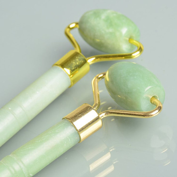 100% Natural Xiuyan jade Roller Mini Facial Eye Massage Roller Face Gua Sha Beauty Green Jade Roller