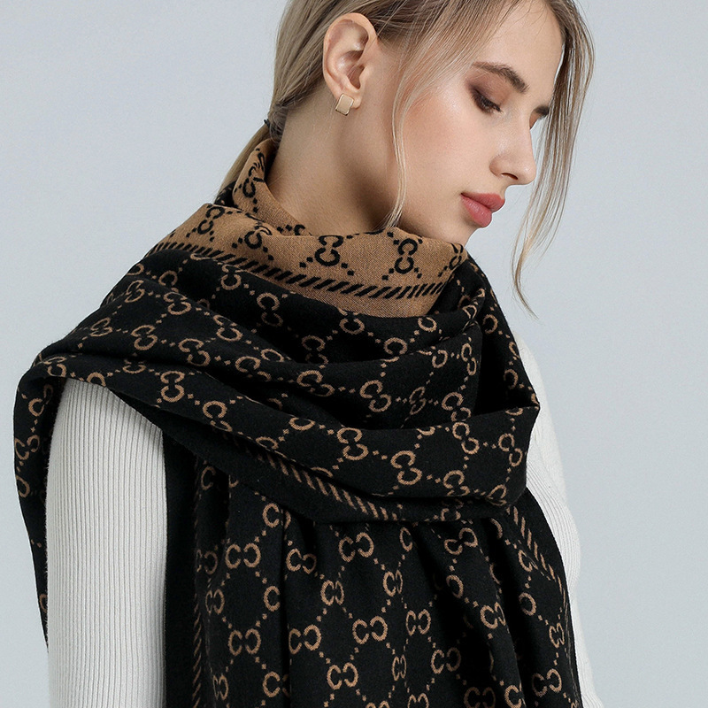 2022 New Designer Famous Brand Branded Name Logo Ladies Cashmere Winter Scarf Women Shawls Scarves