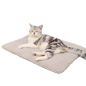 Self Heating Cat Dog Bed Mat Self Warming Pet Pad Non-Slip Bottom Puppy Pet Bed