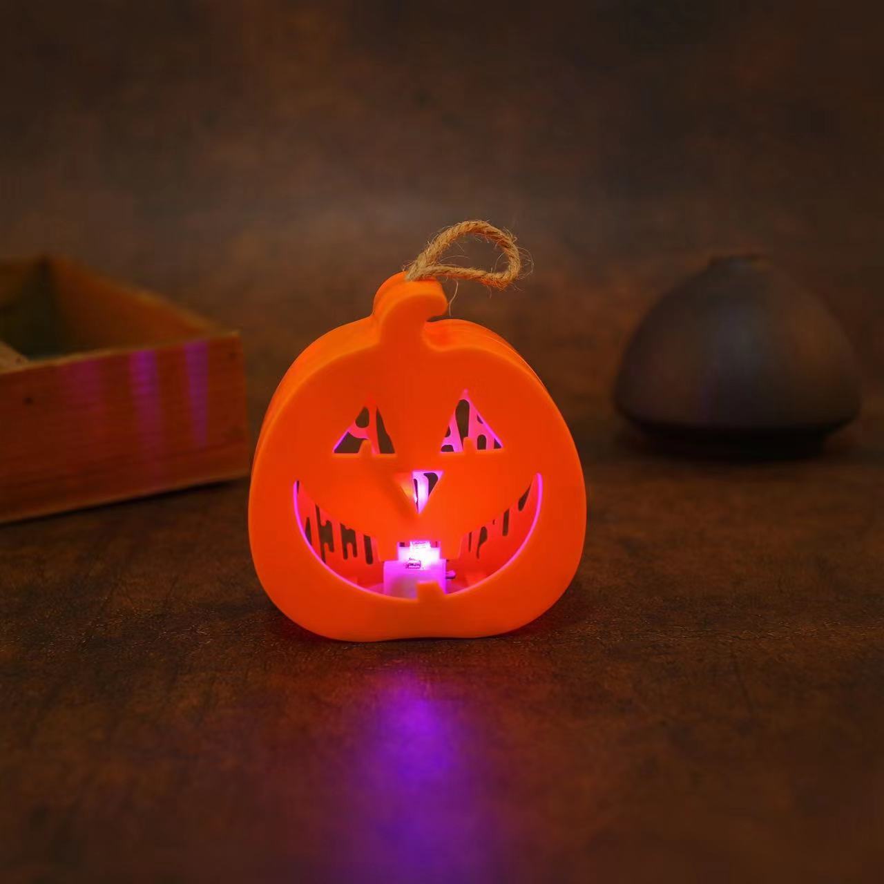 Halloween new product jack-o '-lantern LED colorful electronic skull candle light hand lantern venue atmosphere layout props