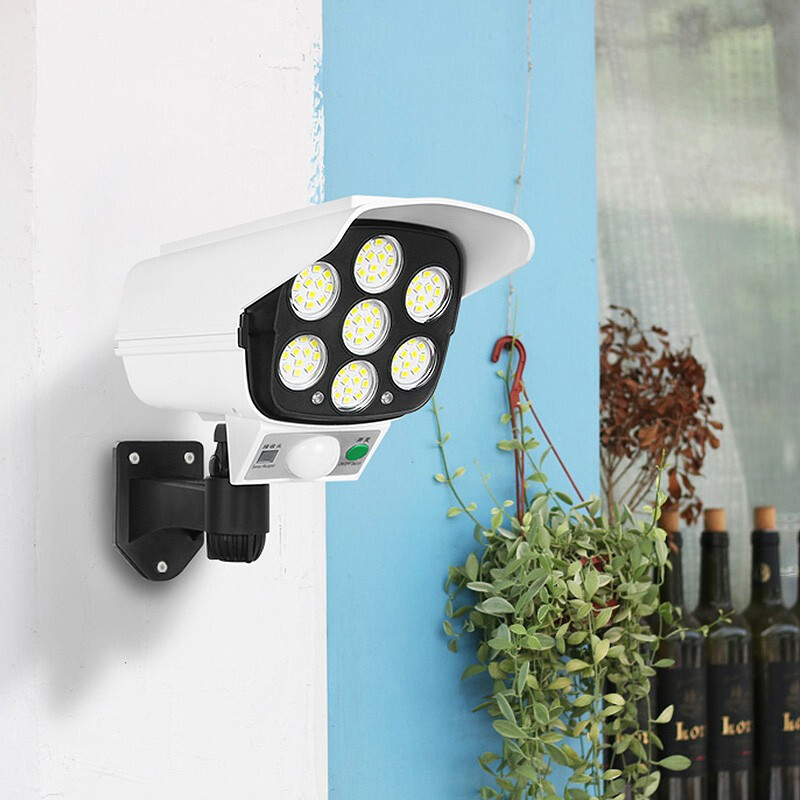 Outdoor Emulational Security Camera Motion Sensor Solar Wall Lights Spotlight With Remote Control For Porch Driveway