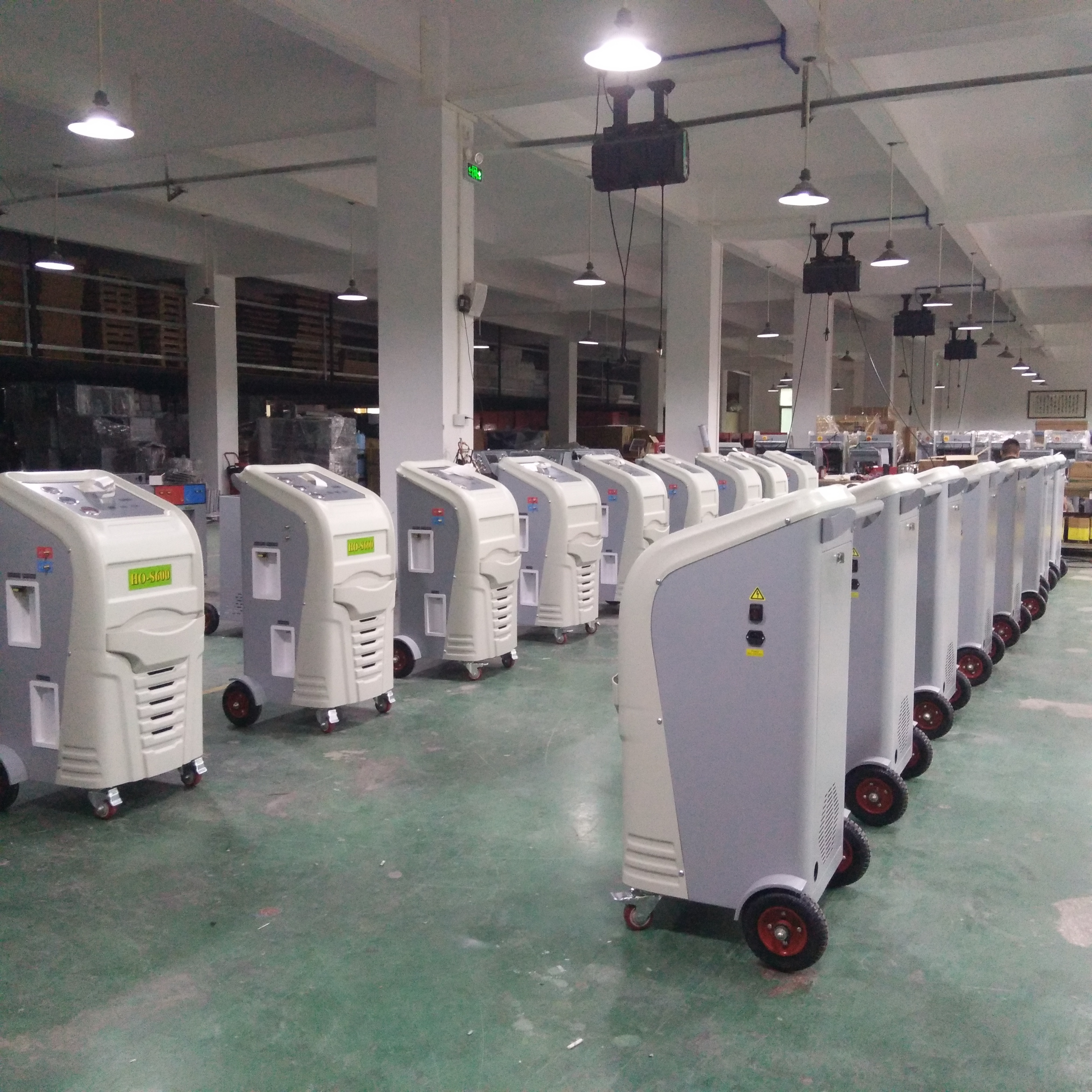 Automatic r134a Car A/C Refrigerant Recovery, Recycle, Vacuum and Recharging machine