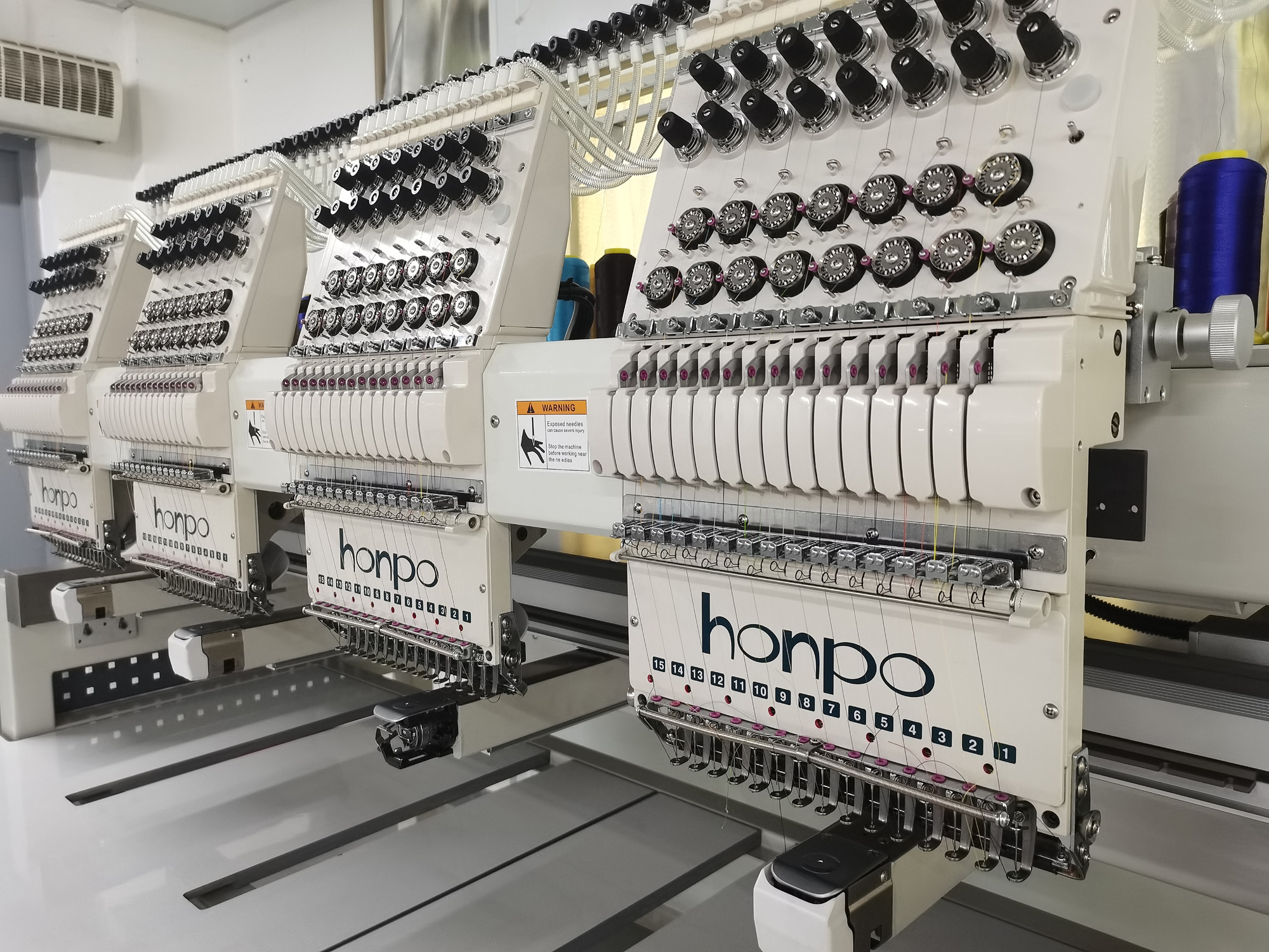 Industrial use computerized embroidery machine four head 15 needles similar to tajima embroidery machines price