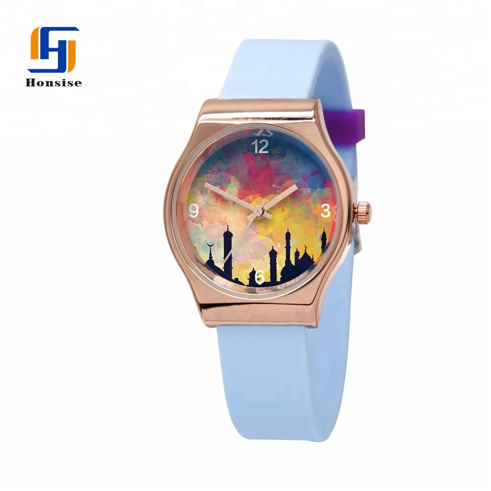 New 2023 Christmas Gift Fashion Customizable Cartoon Pattern For Children Silicone Strap Gold Plated Wrist Children's Watch