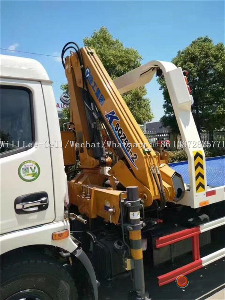 DONGFENG 5.6M Rollback Truck Wrecker Flatbed Tow Truck with 3T Knuckle Crane for Sale