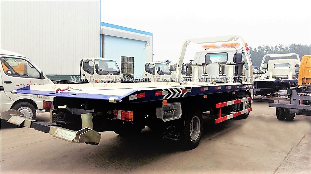 Japanese 600P 5.6M Rollback Truck Rescue Wrecker Flatbed Tow Truck with ISUZU Chassis