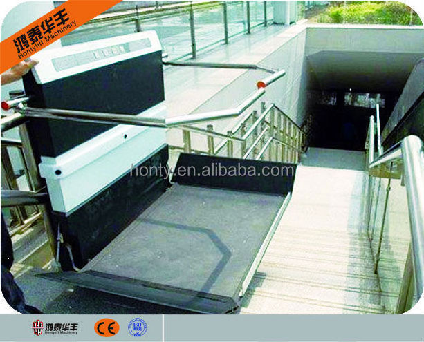 Handicapped elevator with chain hydraulic lifts for disabled people