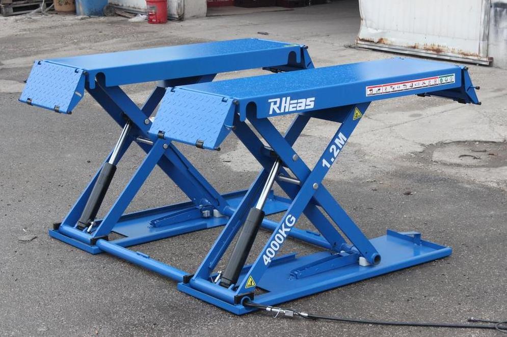 1.2m/1.4m and 4t Mobile Scissor Car lift 4000kg Movable Scissor lift platform