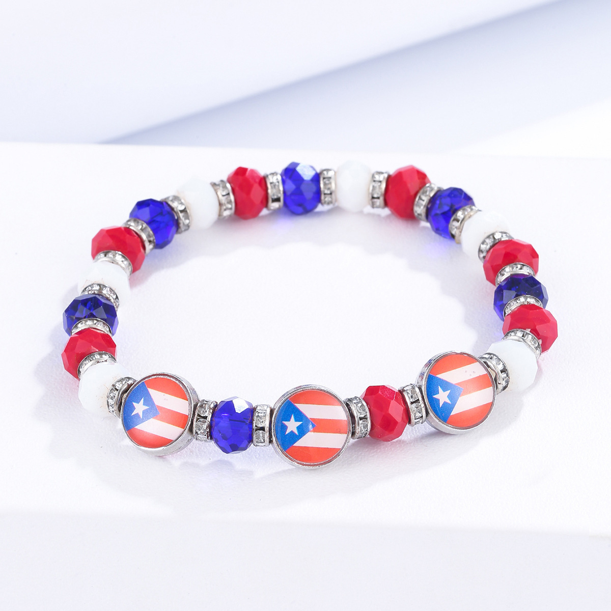 American Flag Red White Blue Beaded Stretch Bracelet Patriotic Holiday Party Independence Day Bracelet Jewelry Gifts