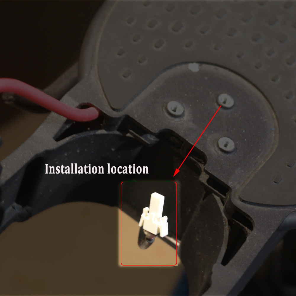 Battery Connector with Rear Tail Lamp for Xiaomi M365 and M365 Pro Kick Scooter/Wire and Terminal Connecting to Tail Light