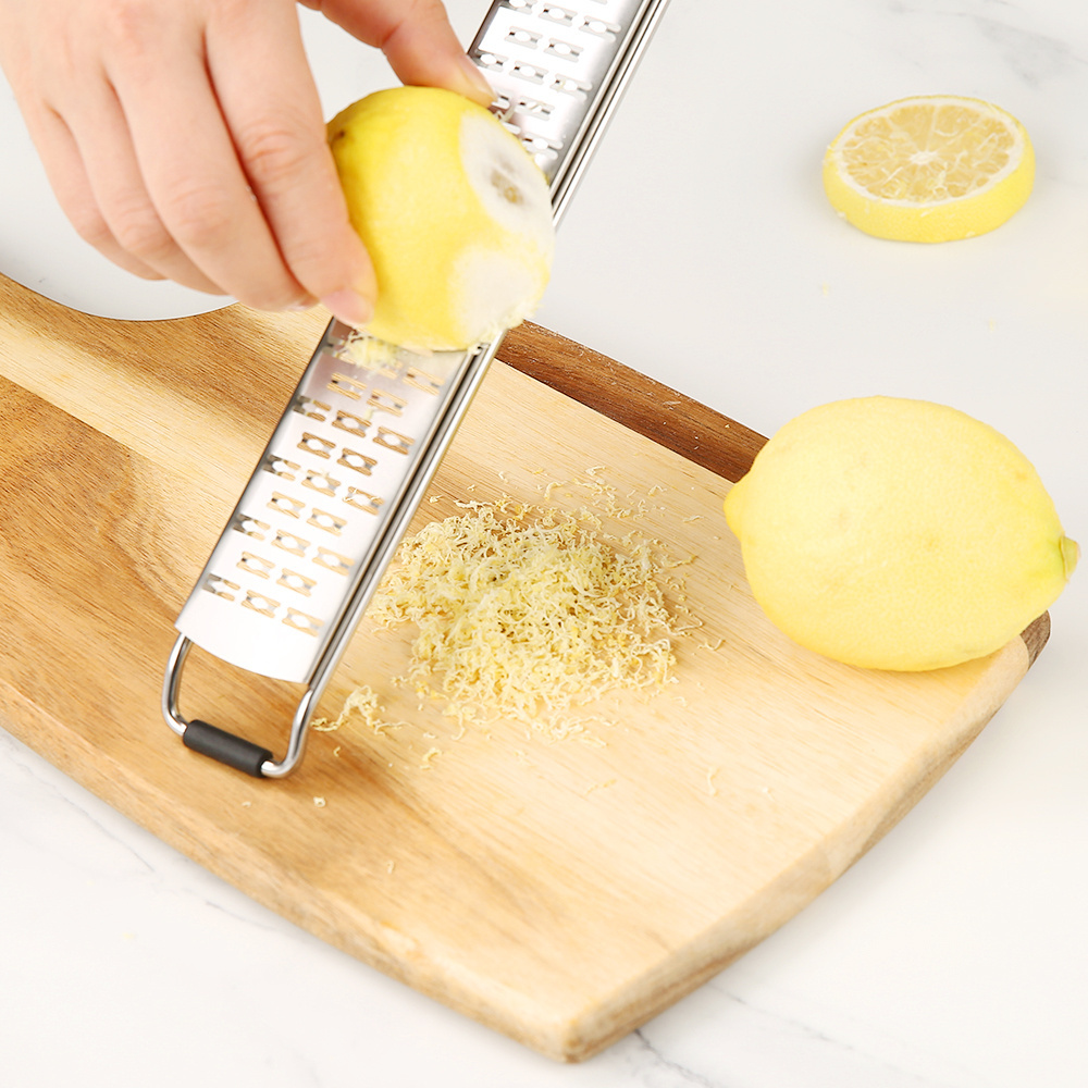 New designfood grade stainless steel carved cheese grater for fruits and vegetables