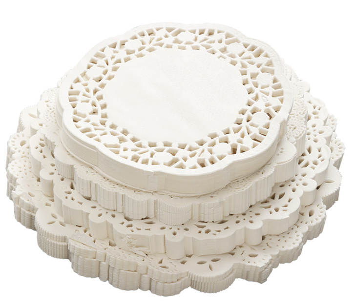 China Manufacturer Supply 100%Wood Food Grade Paper Lace Doilies Greaseproof Paper Doilies