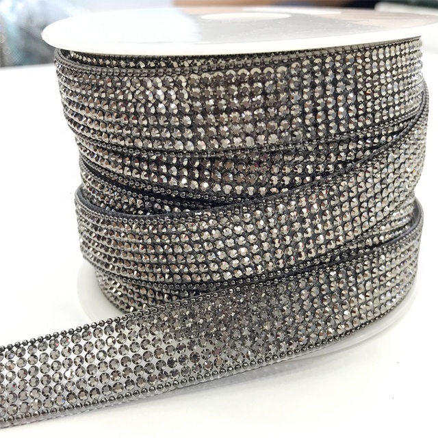 L188 1.5cm Rhinestone Ribbon Hot Fix Rhinestones Tape Adhesive Rhinestone Trim Strip for Wedding Party Decoration