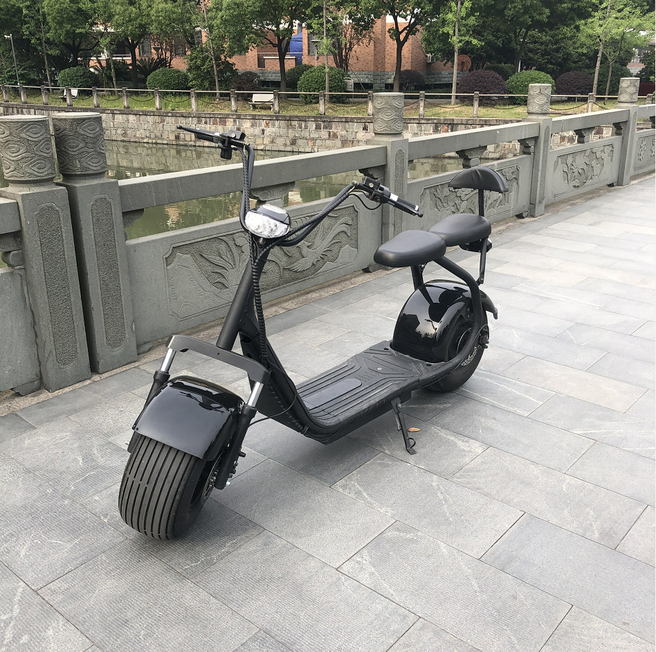 Hot Sale china cheap electric scooter for adults two with seat 1500w 2000w 60v citycoco