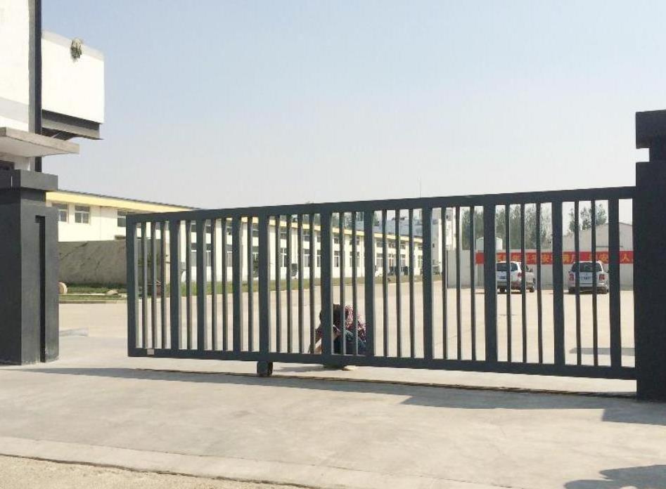 Manufacturer custom aluminum factory garden fence driveway gate security entry long automatic folding sliding door