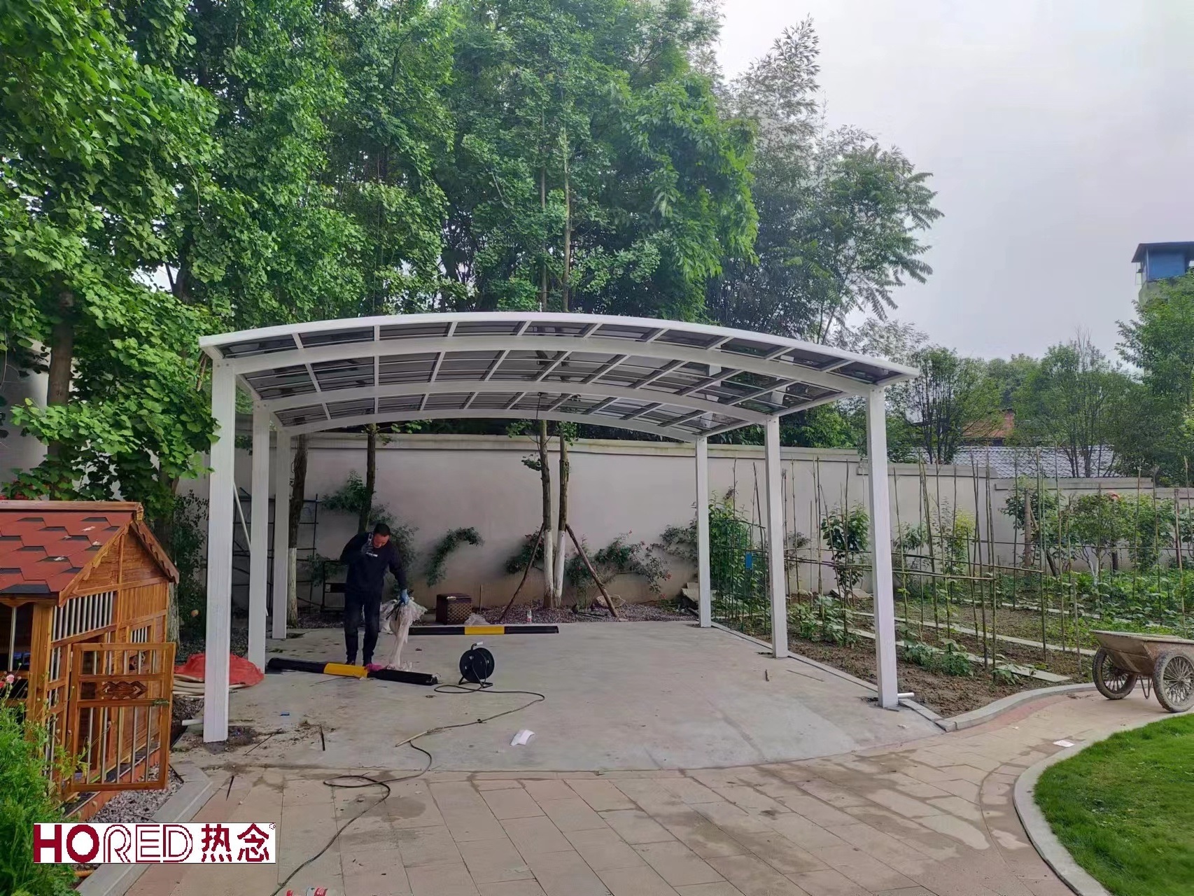 Factory custom Aluminum function Garages metal polycarbonate roof Car parking shed Modern Design Car Canopy Parking Carport