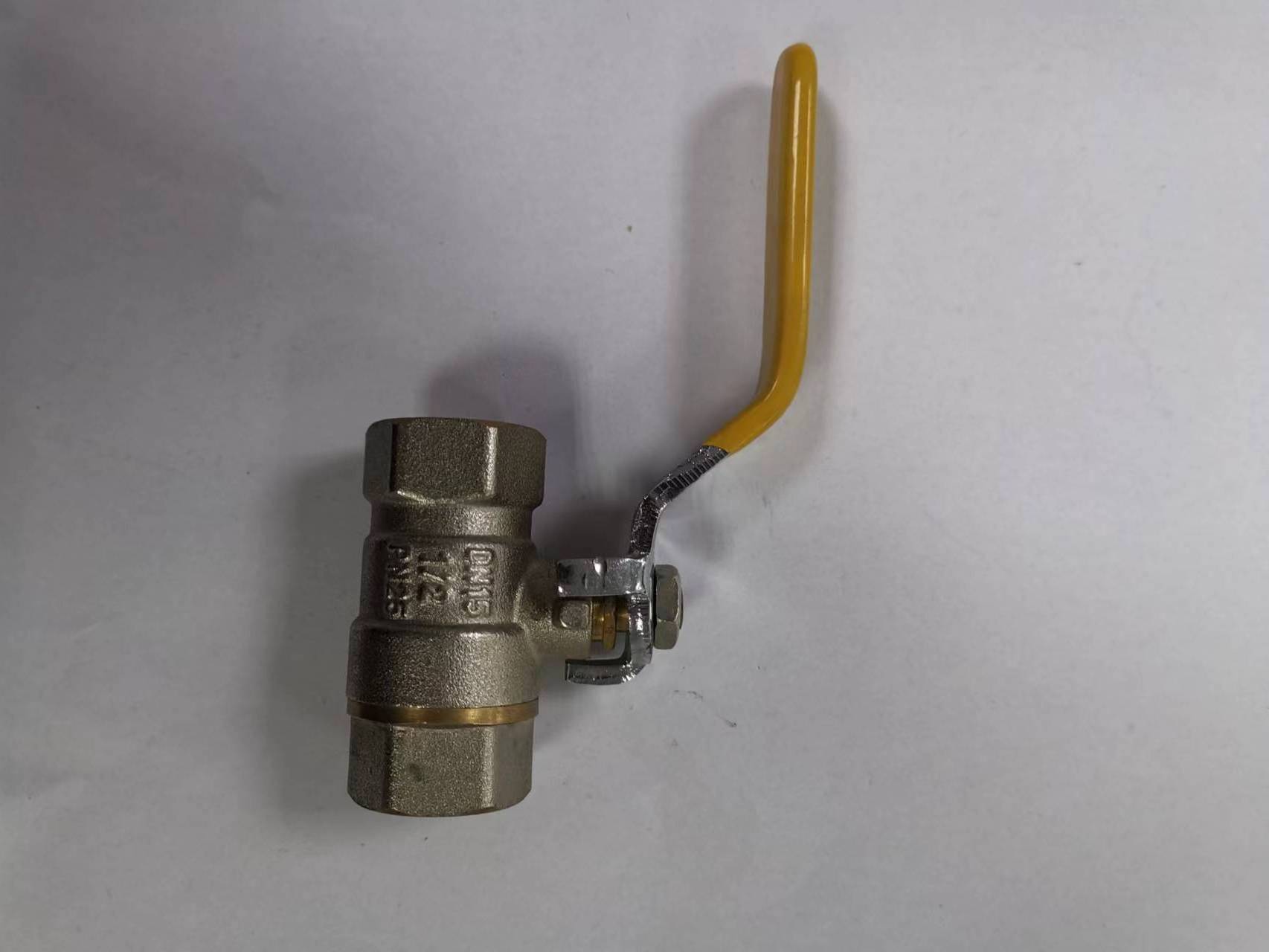 Factory price water oil gas brass ball valve