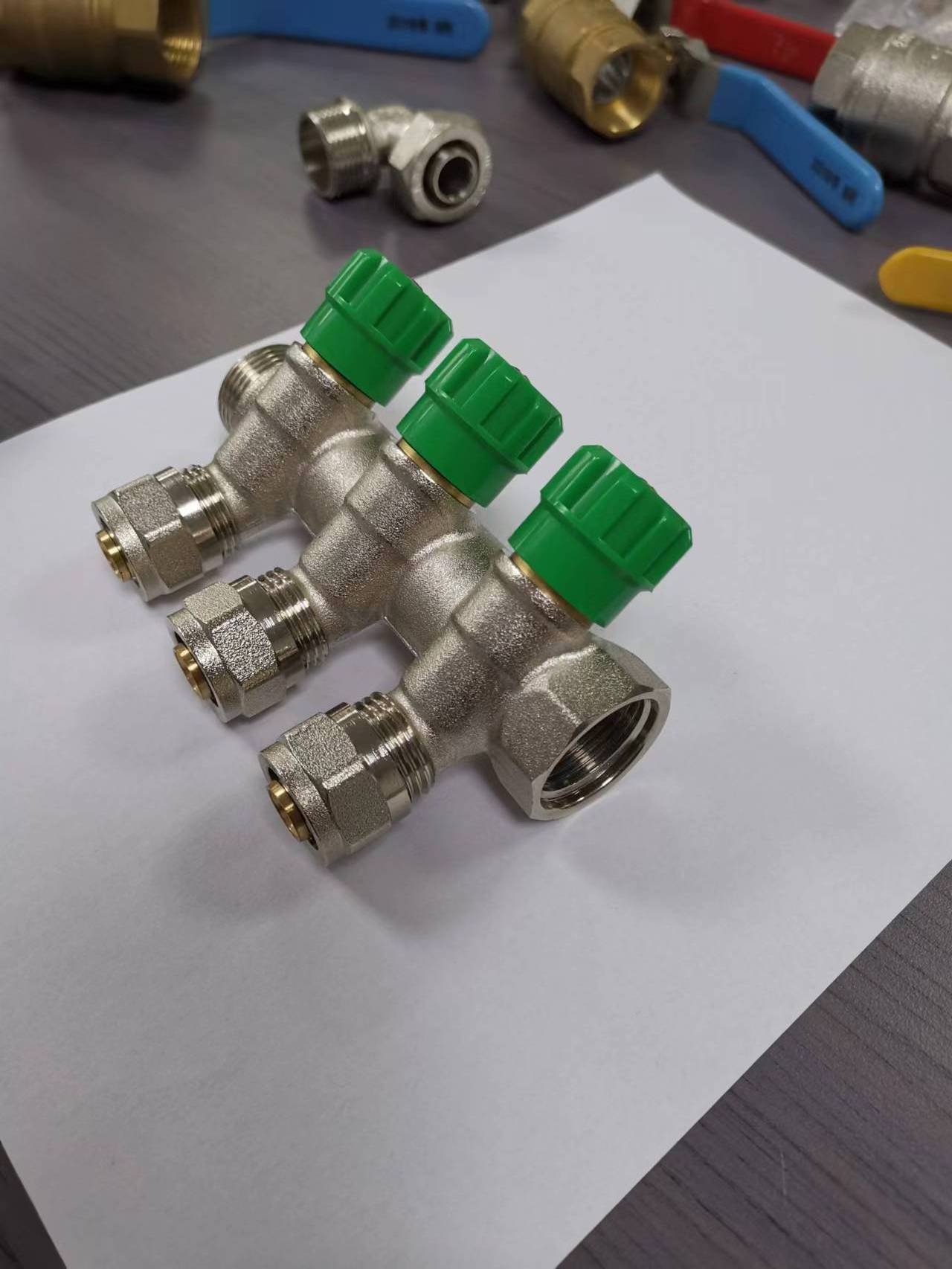 High Quality 2-10Ways floor Heating Manifold Brass Water Manifold