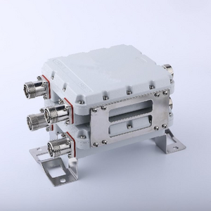 380-2700MHz High Isolation Low Insertion Loss 5G Combiner 2 Way RF Combiner For Feeder Sharing