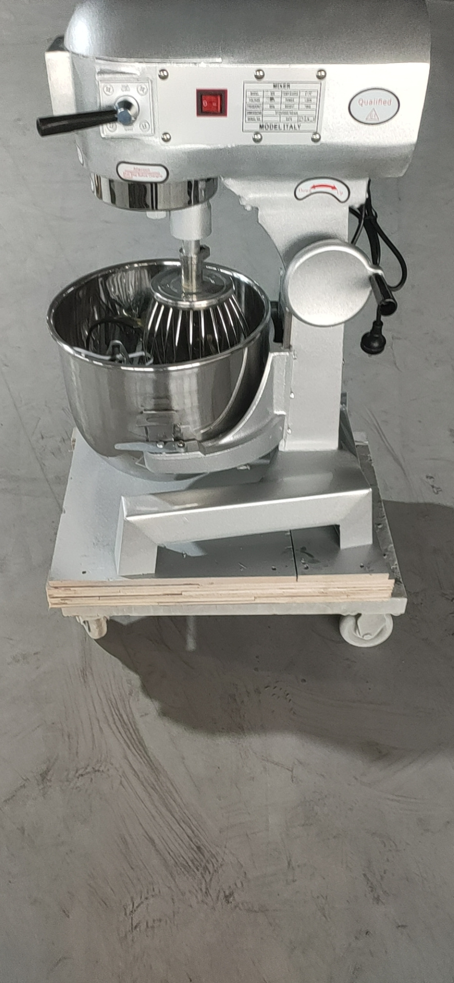 Heavy Duty Planetary Mixer 20 L Bread Cake Dough Mixer 3~4kg